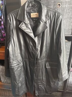Nuage Collection Black Faux Leather Long Blazer Jacket Size L